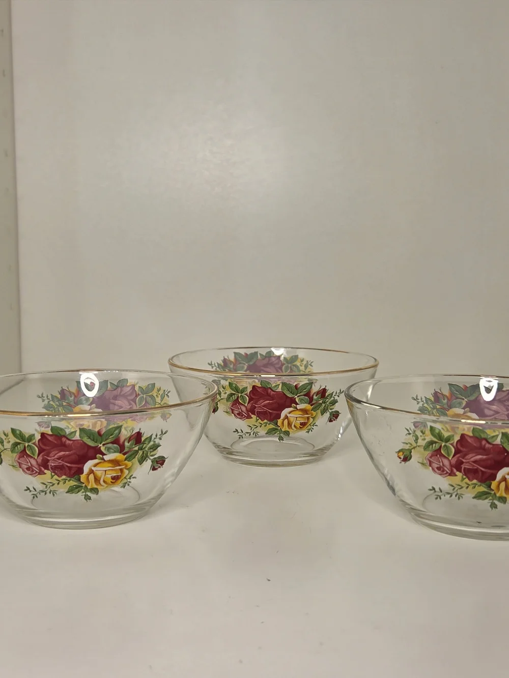 Arcoroc France Gold Rimmed Old Country Roses Clear Serving Bowls Set Of 3 Marked